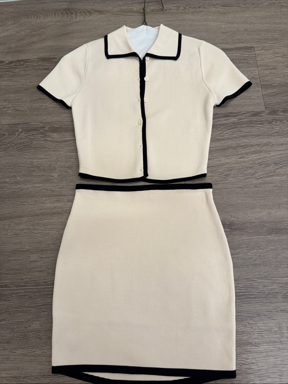 Meshki Klara Black/Cream Skirt Set